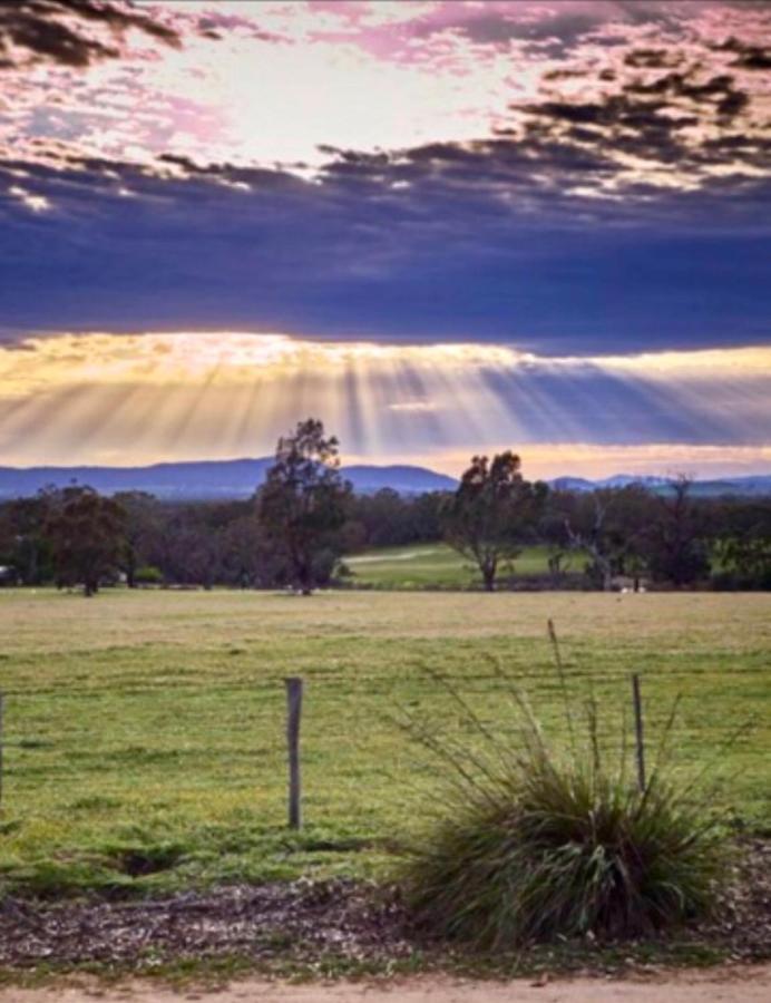 Apartamento #Grampians Views Getaway #Cbd #Netflix Stawell Exterior foto